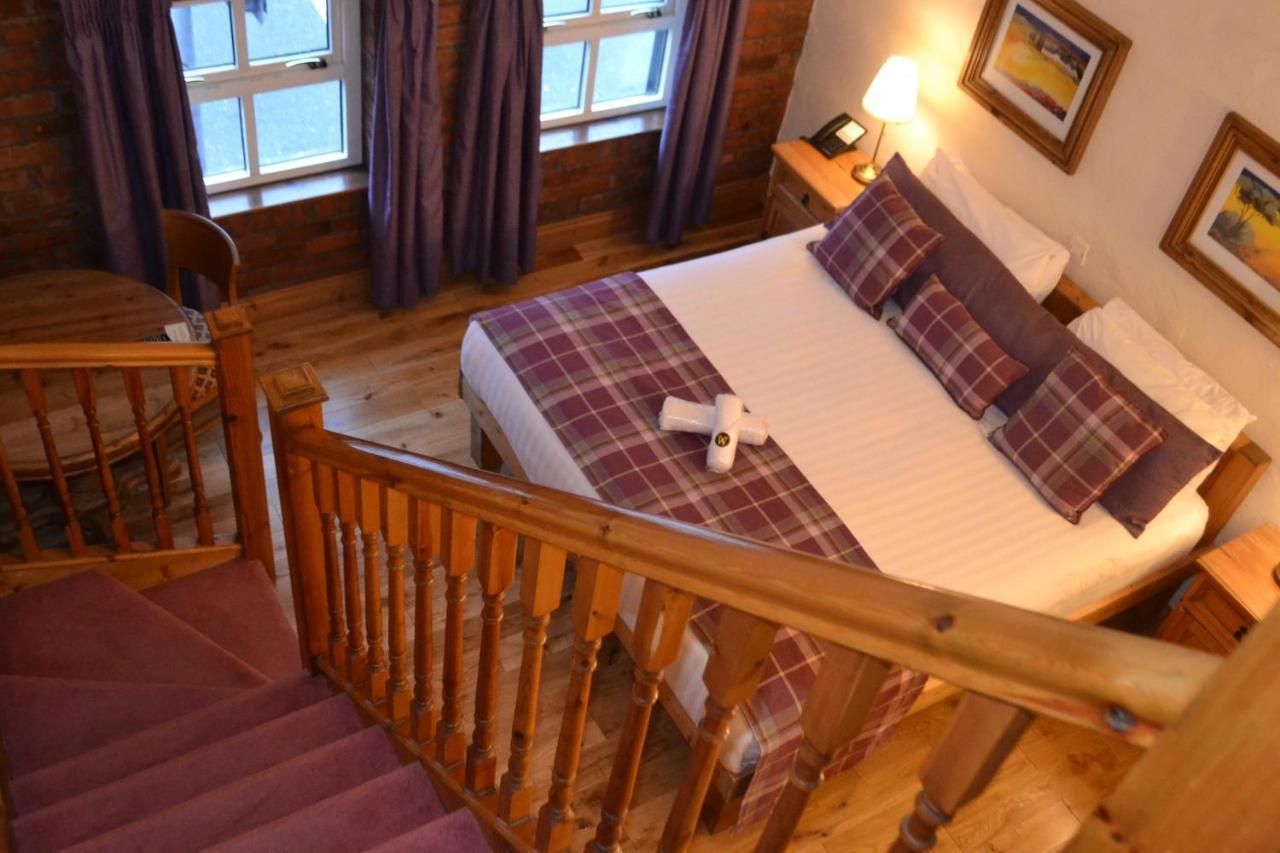 Walsh'S Hotel And Apartments Maghera  Extérieur photo