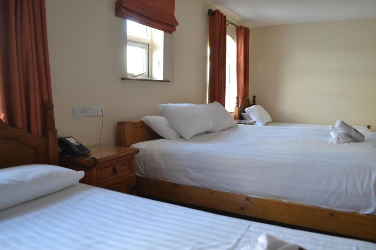 Walsh'S Hotel And Apartments Maghera  Extérieur photo