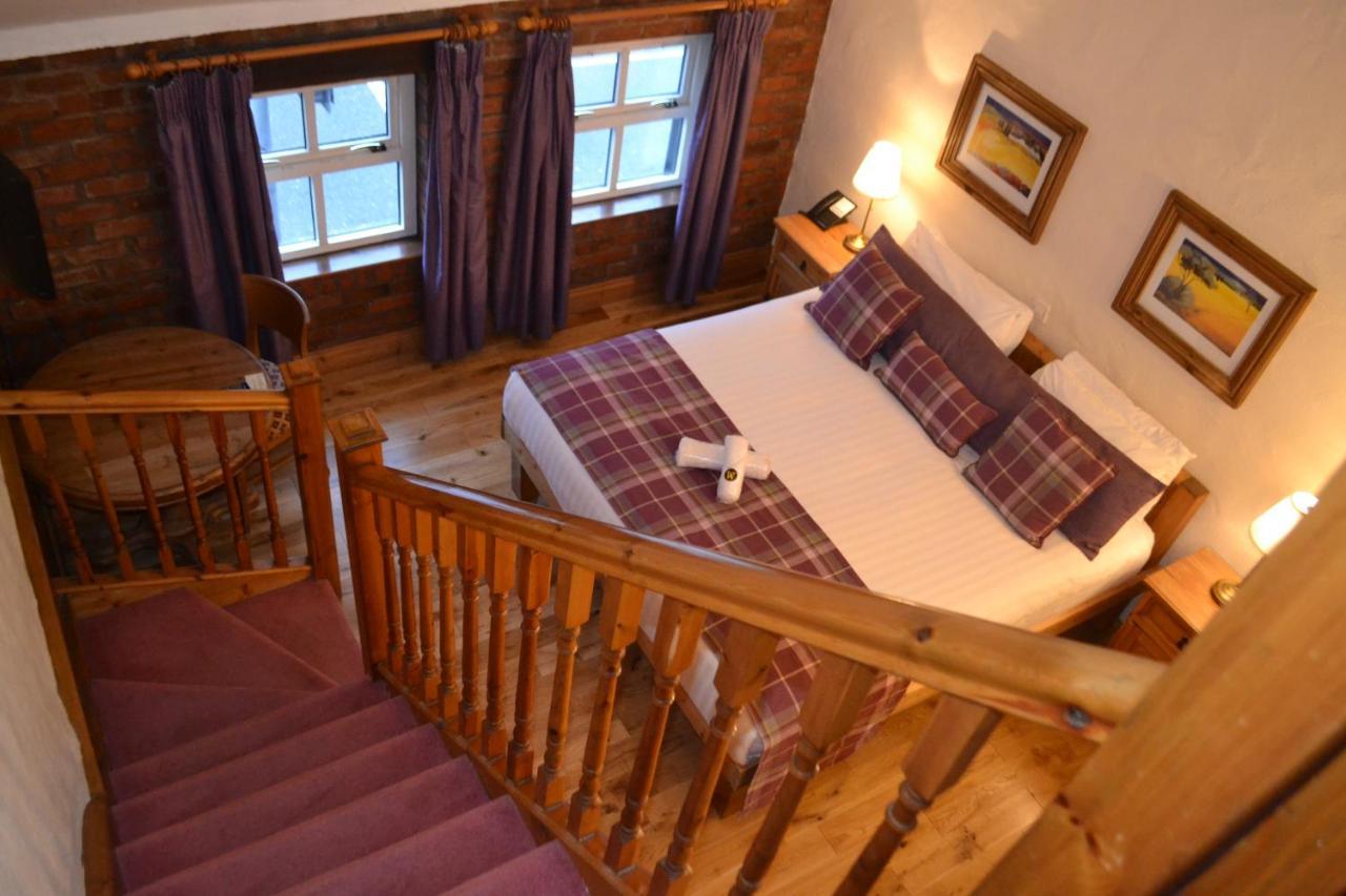 Walsh'S Hotel And Apartments Maghera  Extérieur photo