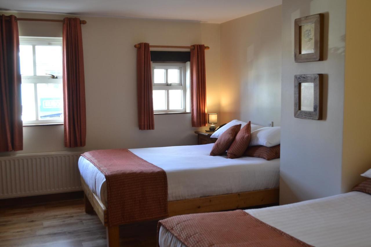 Walsh'S Hotel And Apartments Maghera  Extérieur photo