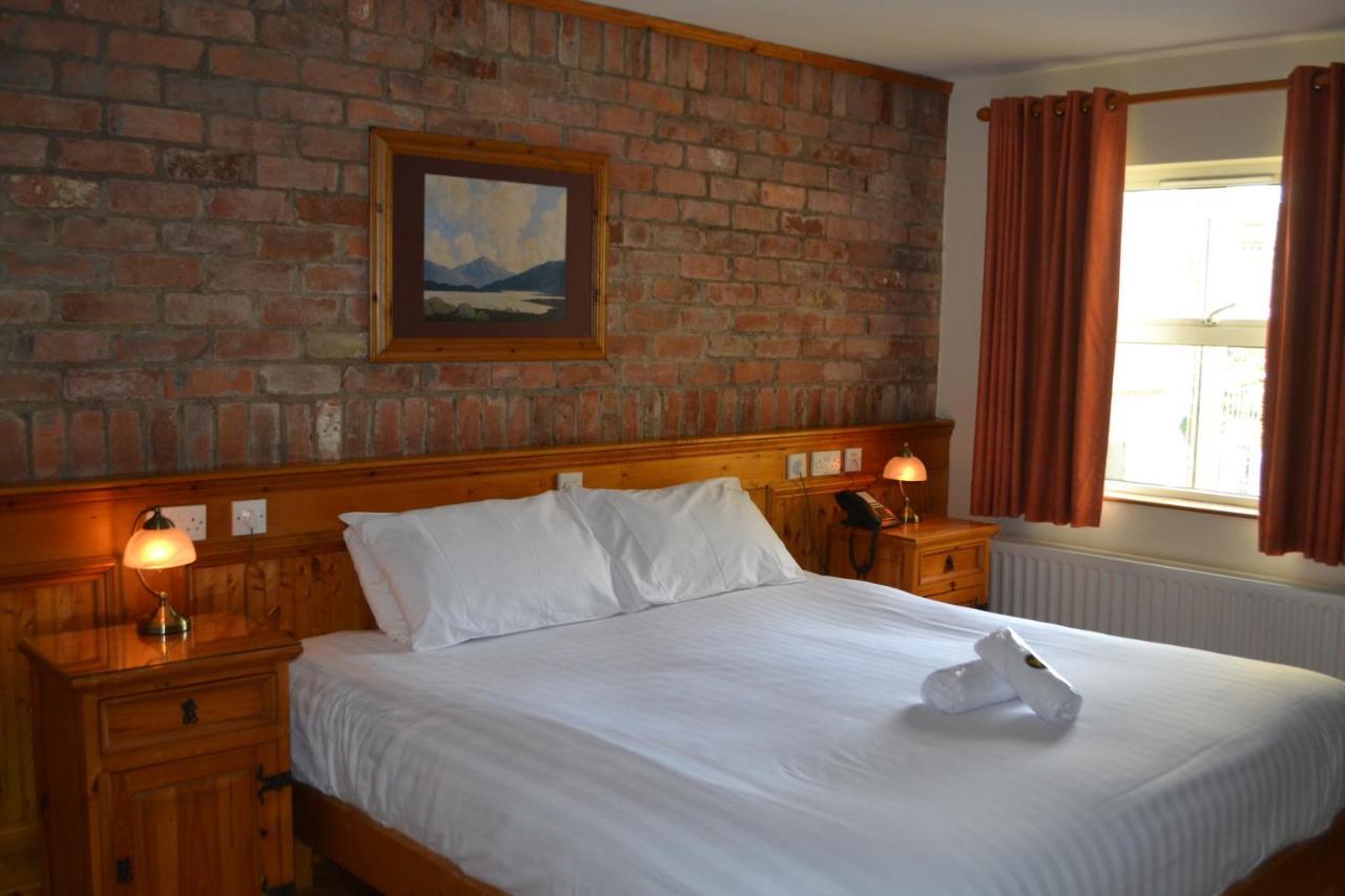 Walsh'S Hotel And Apartments Maghera  Extérieur photo