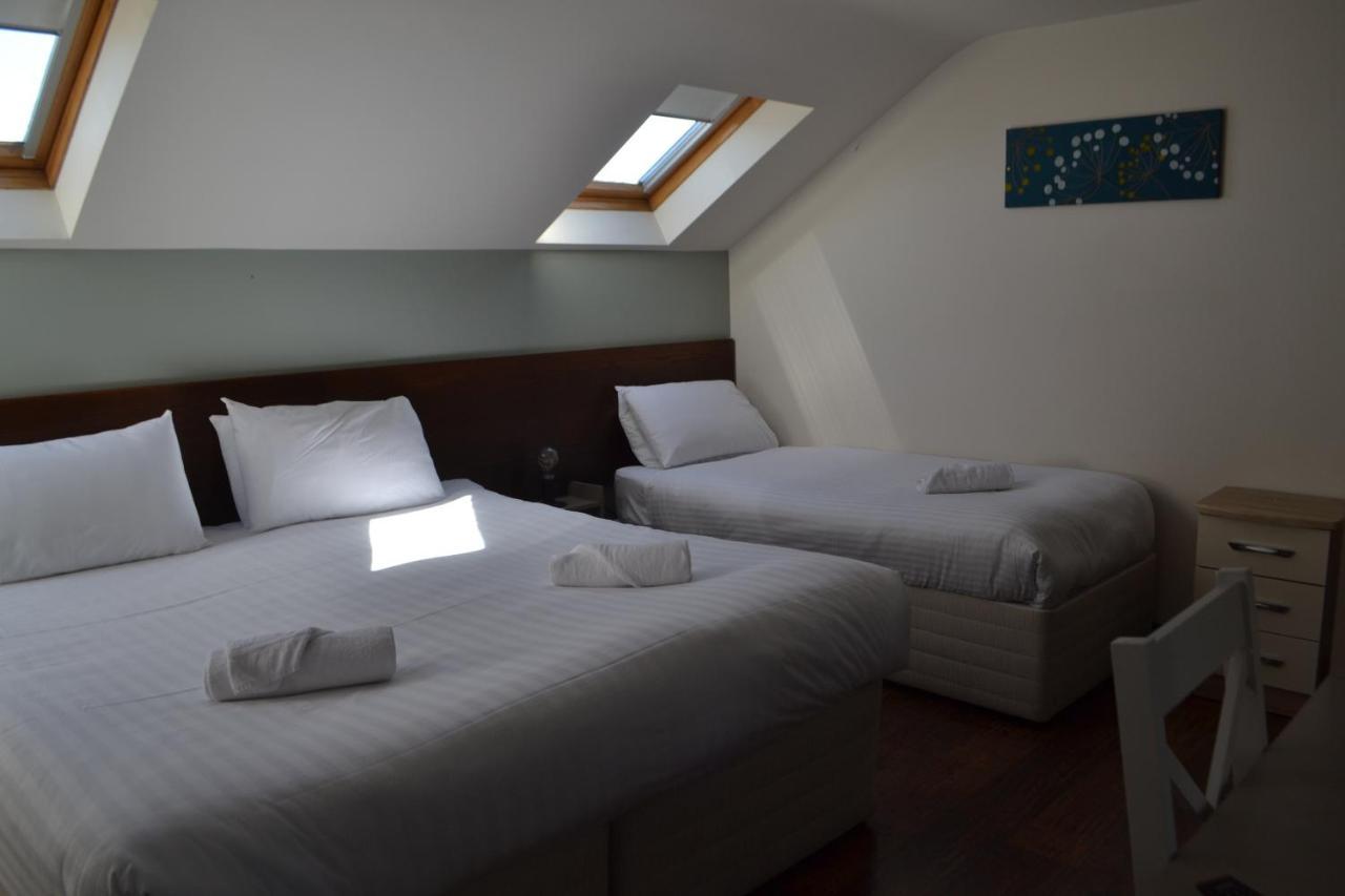 Walsh'S Hotel And Apartments Maghera  Extérieur photo