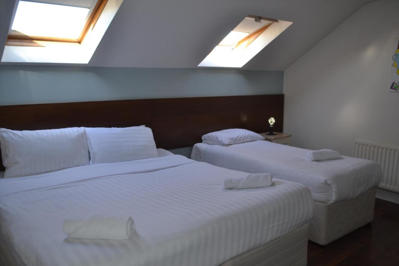 Walsh'S Hotel And Apartments Maghera  Extérieur photo