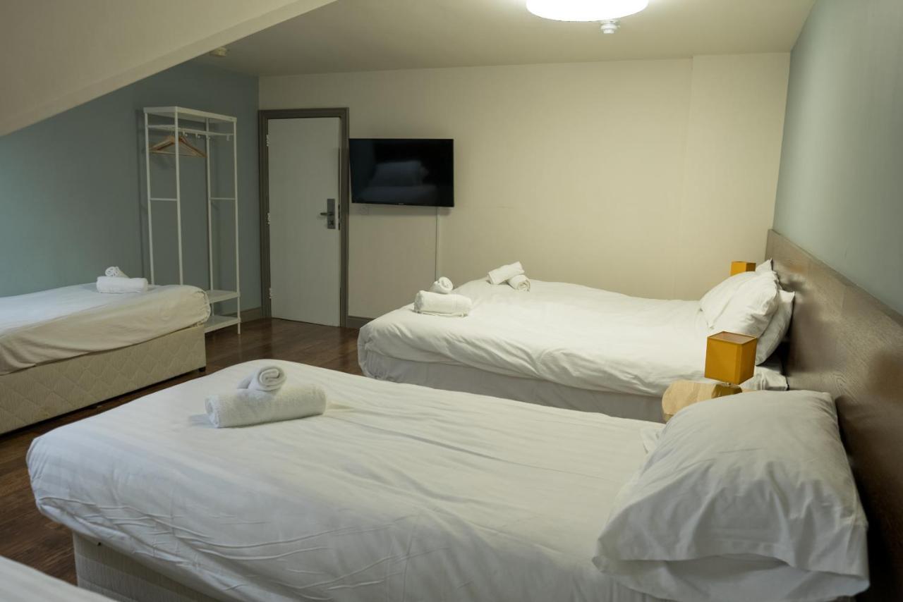 Walsh'S Hotel And Apartments Maghera  Extérieur photo